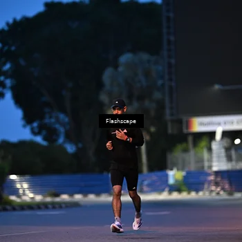 Runner Photo 8908656