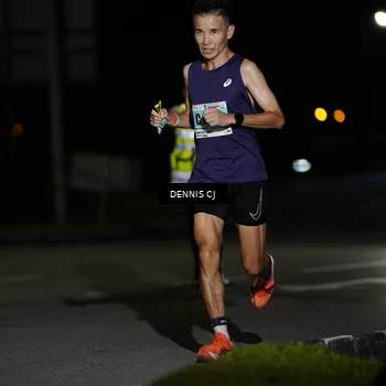 Runner Photo 8908729