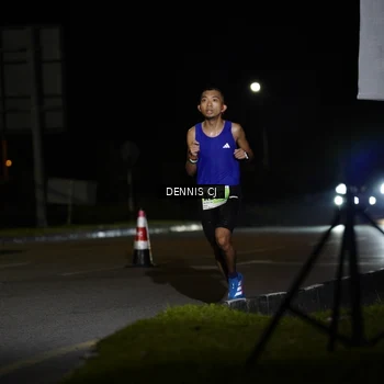 Runner Photo 8908806
