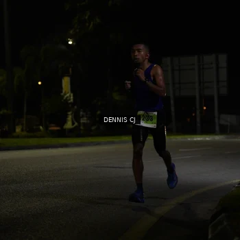 Runner Photo 8908817