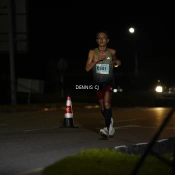 Runner Photo 8908844