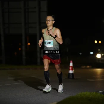 Runner Photo 8908857