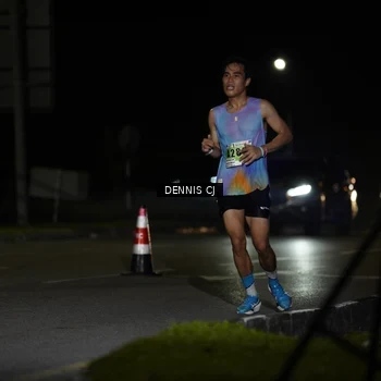 Runner Photo 8908890