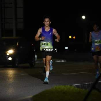 Runner Photo 8908943