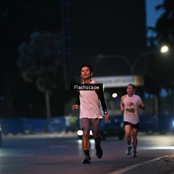 Runner Photo 8908944
