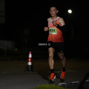 Runner Photo 8908954