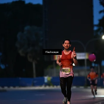 Runner Photo 8909105