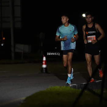 Runner Photo 8909110