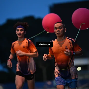 Runner Photo 8909191