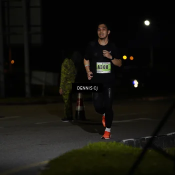 Runner Photo 8909227