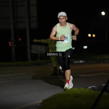 Runner Photo 8909284