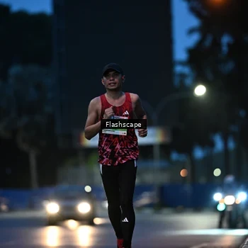Runner Photo 8909337