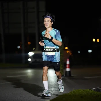 Runner Photo 8909405