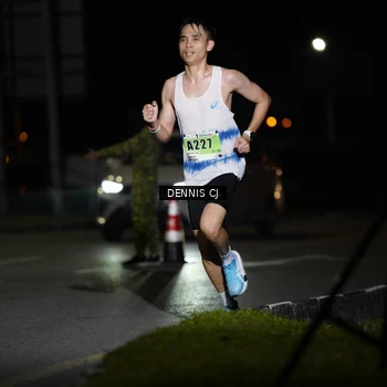 Runner Photo 8909470