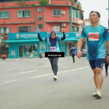 Runner Photo 8909566