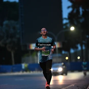 Runner Photo 8909580