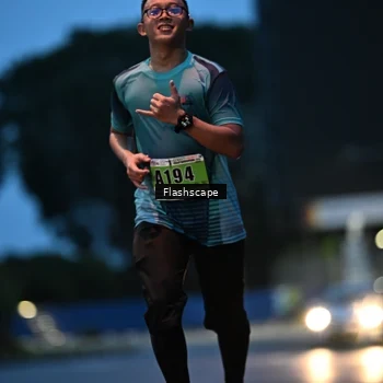 Runner Photo 8909600
