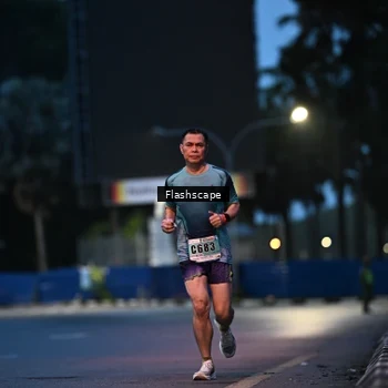 Runner Photo 8909641