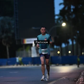 Runner Photo 8909660