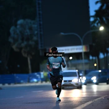 Runner Photo 8909726
