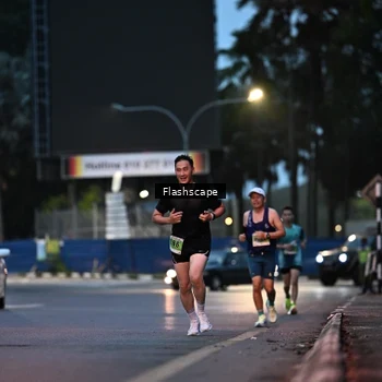 Runner Photo 8909851