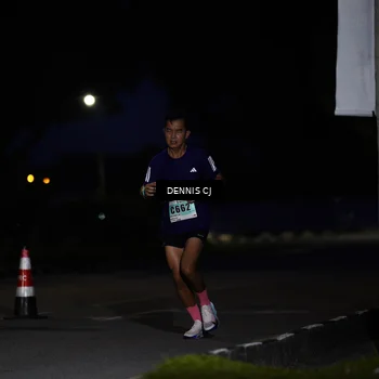 Runner Photo 8909923