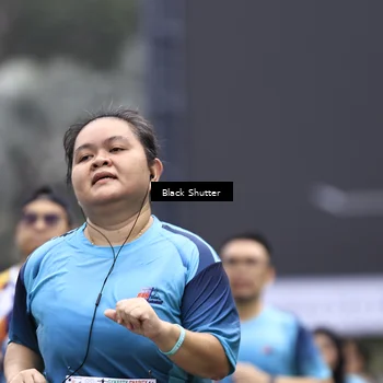 Runner Photo 8910007