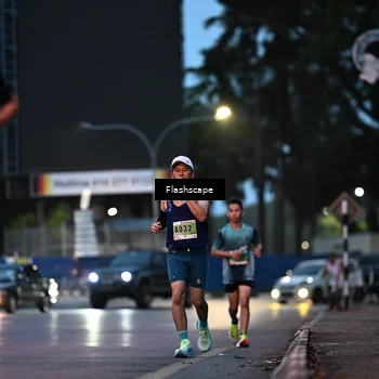 Runner Photo 8910046