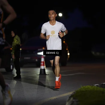 Runner Photo 8910054