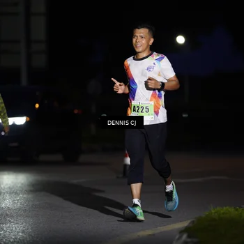 Runner Photo 8910082