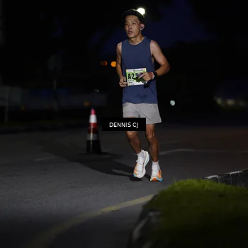 Runner Photo 8910097