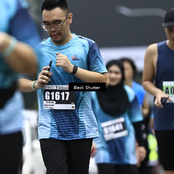 Runner Photo 8910117
