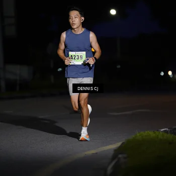 Runner Photo 8910120
