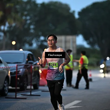 Runner Photo 8910130