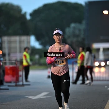 Runner Photo 8910214