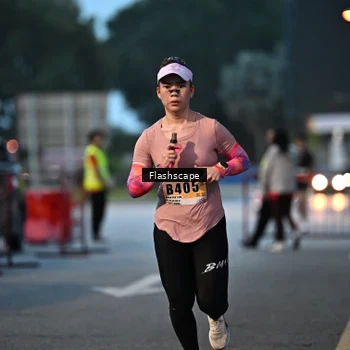 Runner Photo 8910221