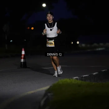 Runner Photo 8910227