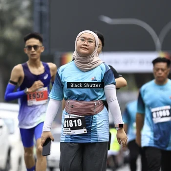 Runner Photo 8910244