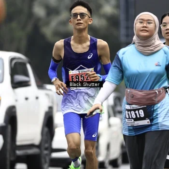 Runner Photo 8910287