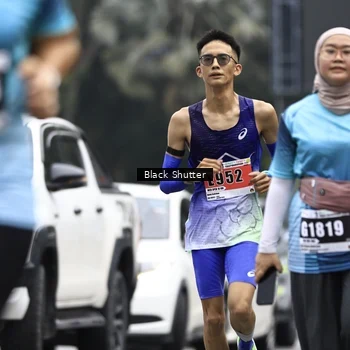 Runner Photo 8910297