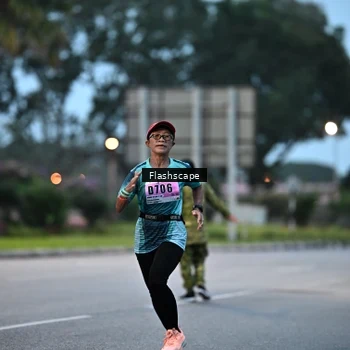 Runner Photo 8910327