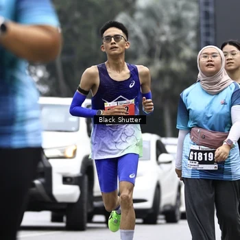 Runner Photo 8910347