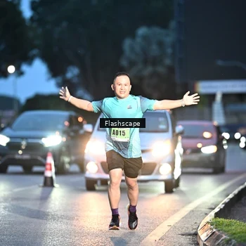 Runner Photo 8910353