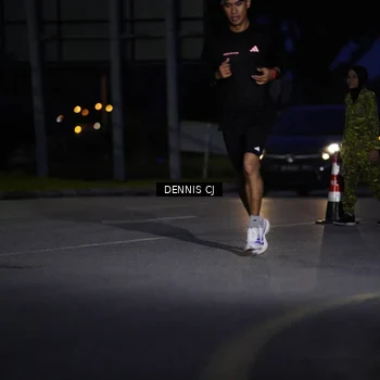 Runner Photo 8910356