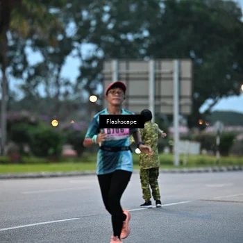 Runner Photo 8910375