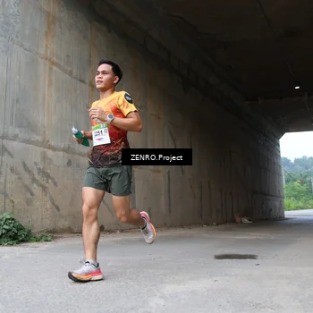 Runner Photo 8910473