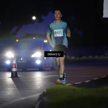 Runner Photo 8910502