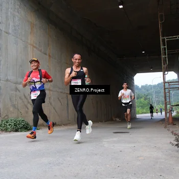 Runner Photo 8910512