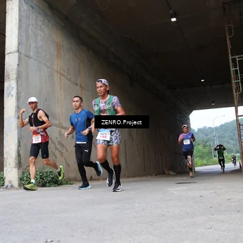 Runner Photo 8910530