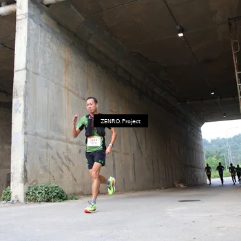 Runner Photo 8910532